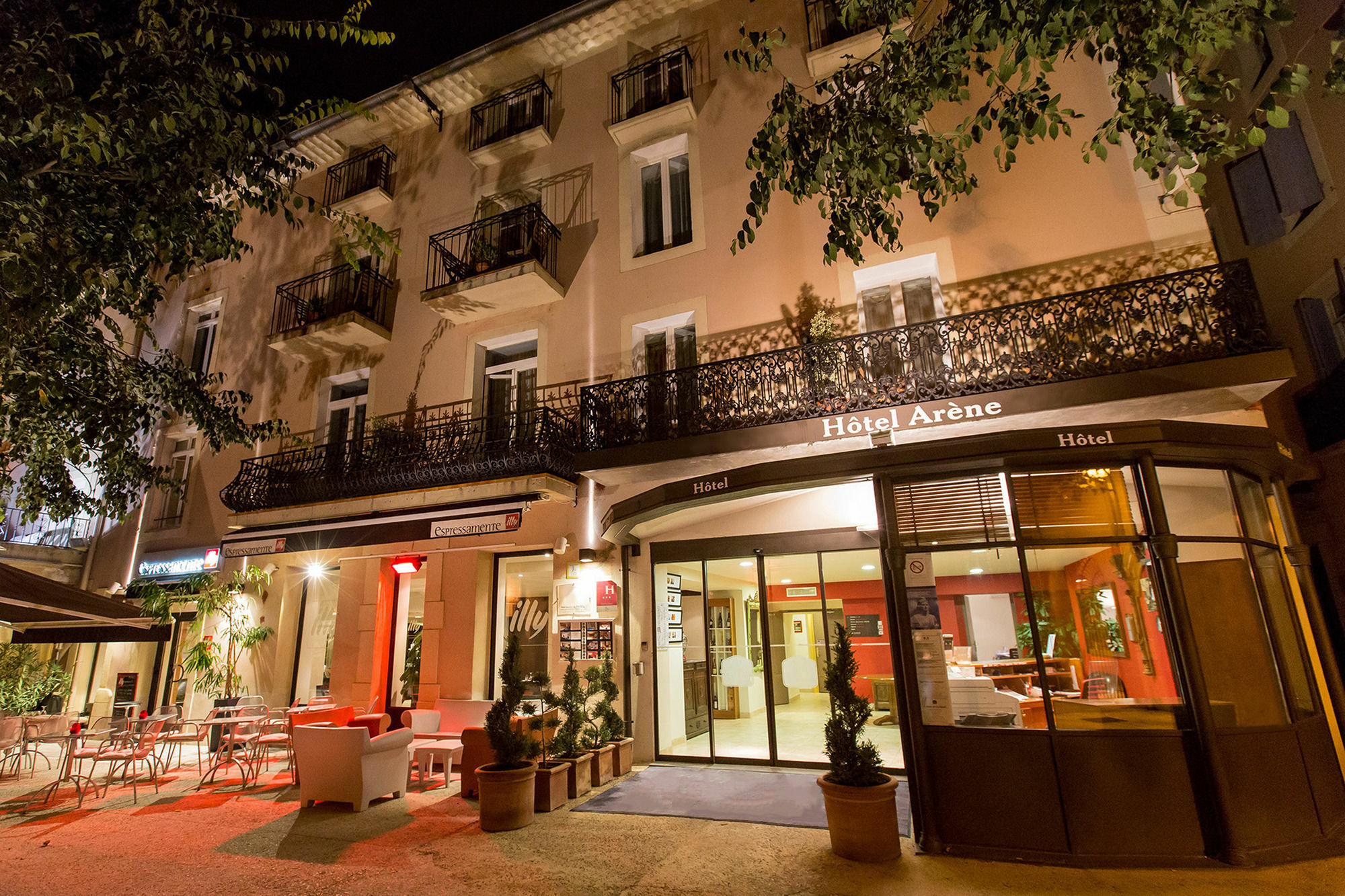 Grand Hotel D'Orange, BW Signature Collection 奥朗日 外观 照片