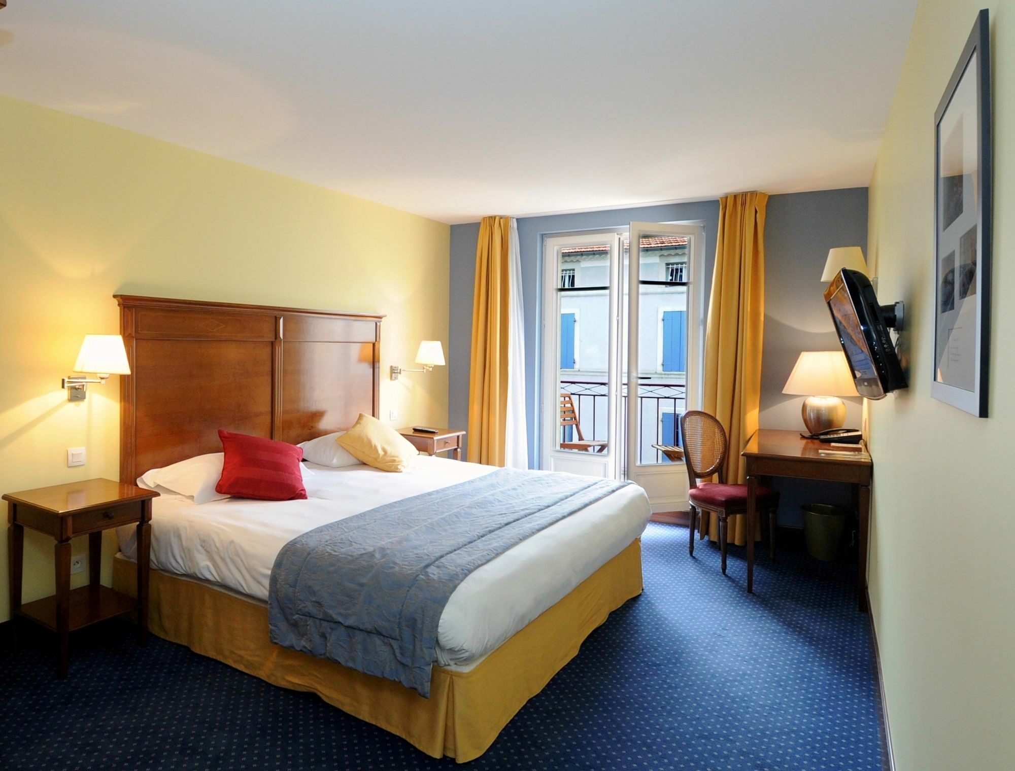 Grand Hotel D'Orange, BW Signature Collection 奥朗日 外观 照片